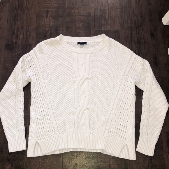 Tommy Hilfiger Sweaters - Tommy Hilfiger sweater